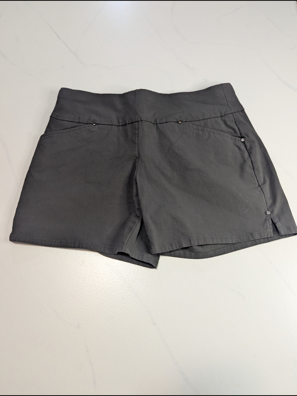 INC‎ International Concepts Women's Mid Rise Dark Gray Pull On Shorts Size 4